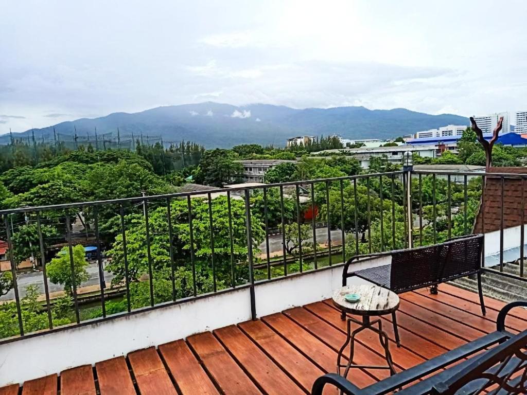 The Moon House Hotel Chiang Mai Ngoại thất bức ảnh